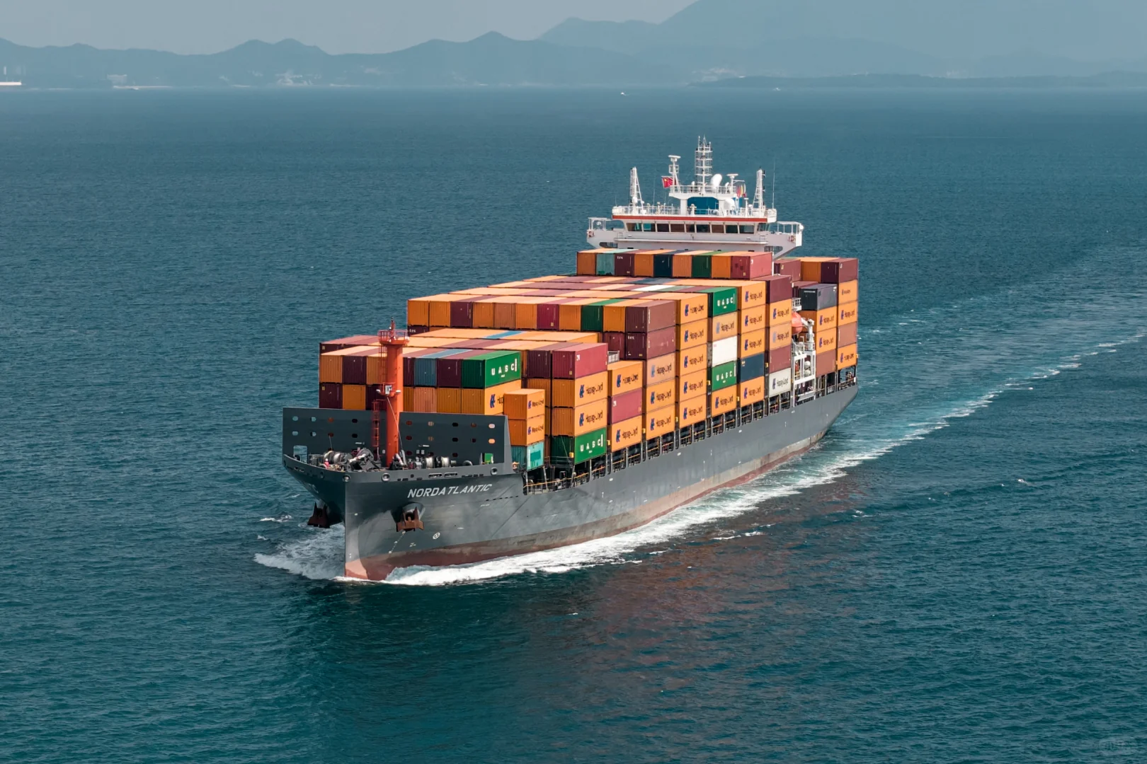 哇，大船是真的帅