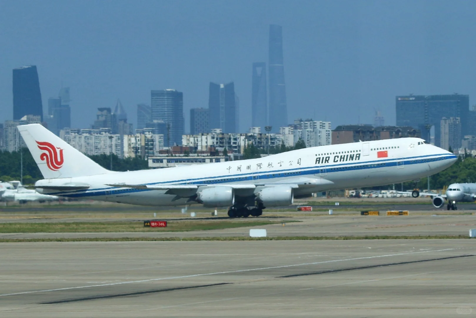 虹桥机场拍宽体