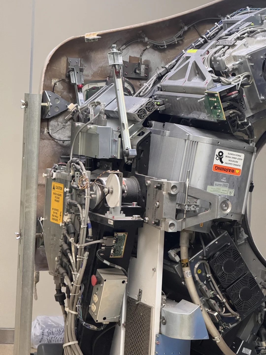 不光人身体机构复杂