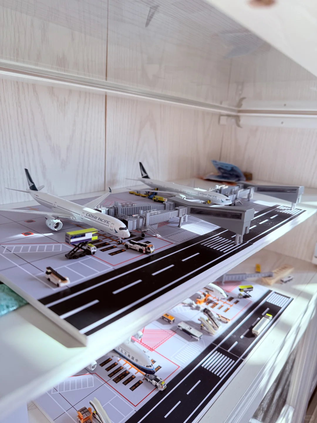 做了一个迷你机场✈️