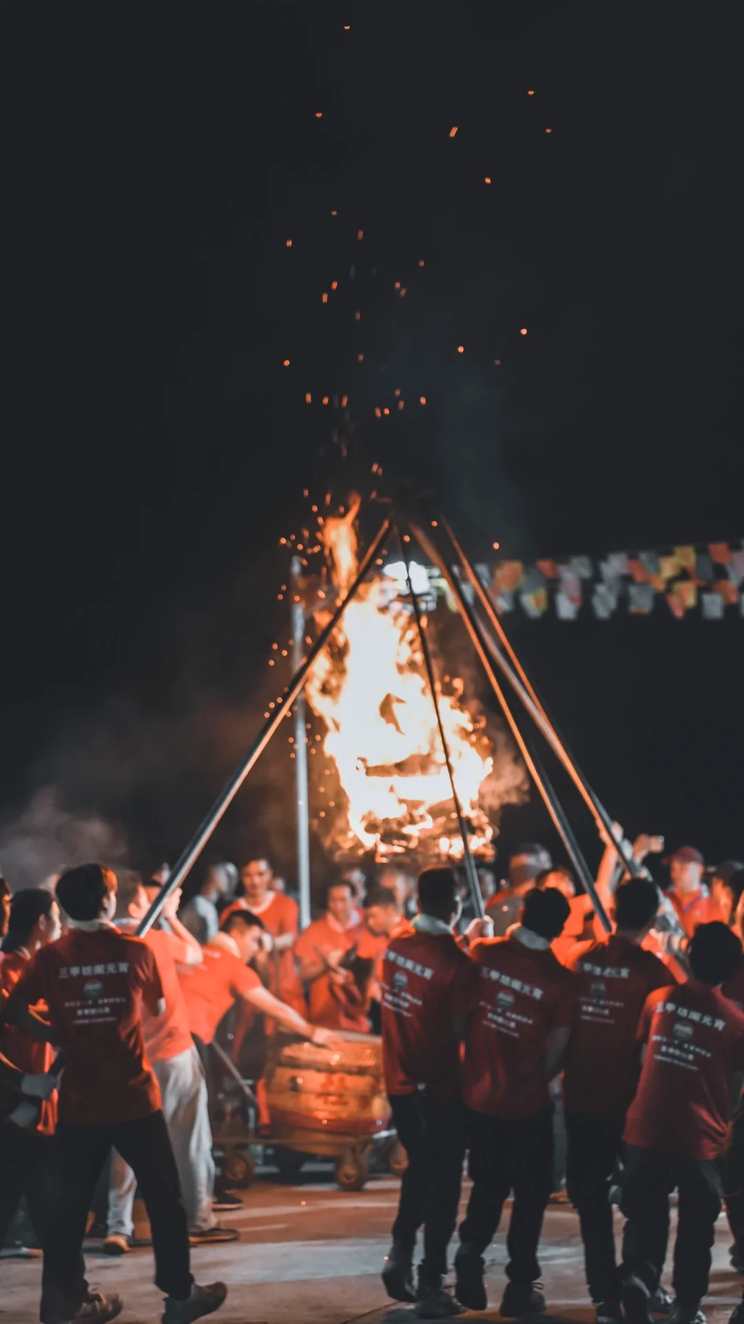 广东新兴非遗“舞火捞”