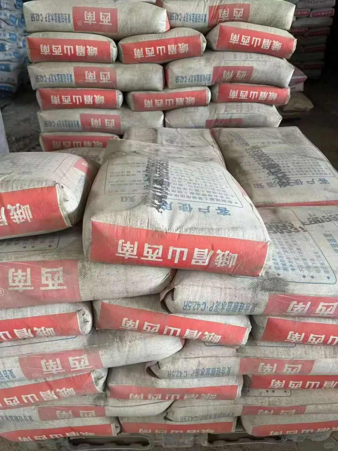 成都水泥河沙辅材配送，各老板施工队合作