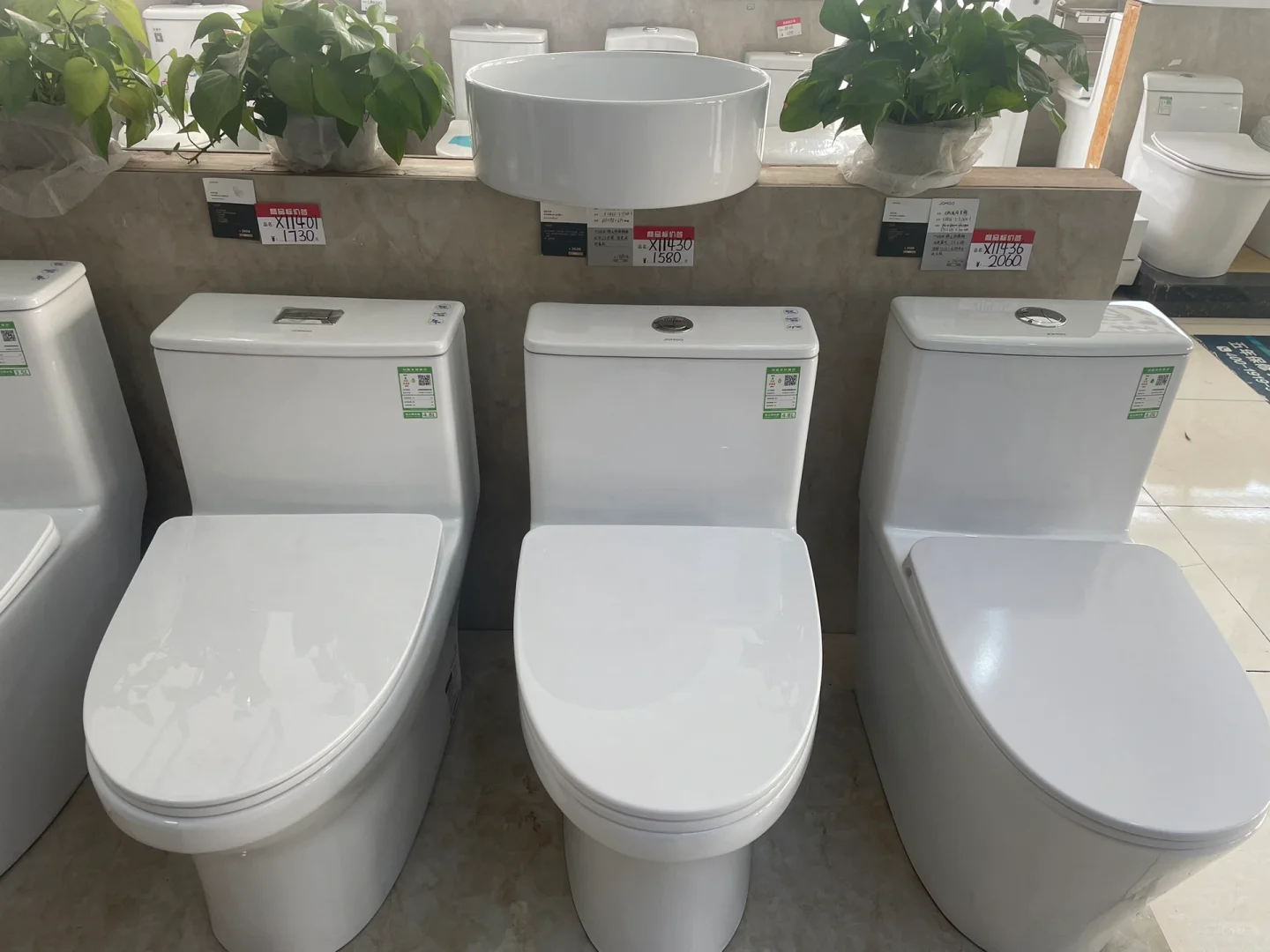 装修买卫浴厨电来大港建材市场！