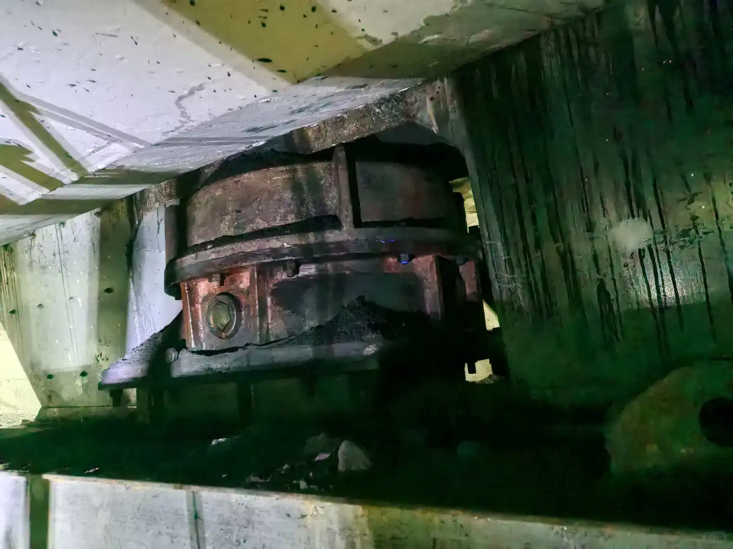 单轨吊整机机 轻轨 重轨 单轨吊配件：轻轨配