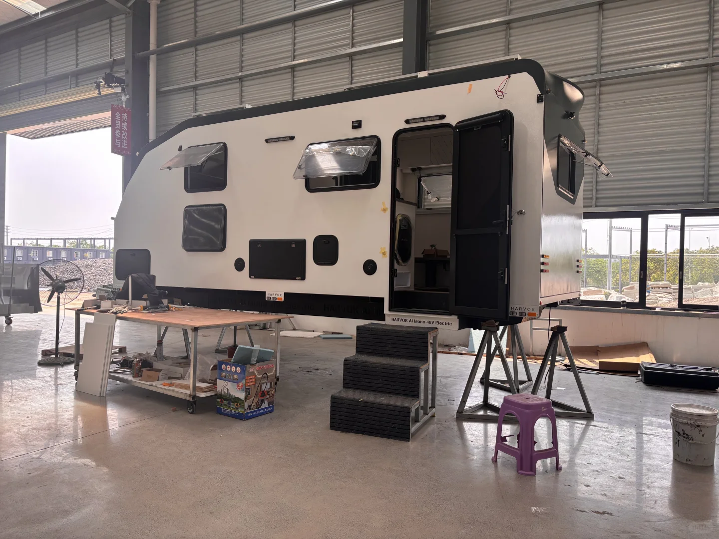 铝合金建材车间实拍