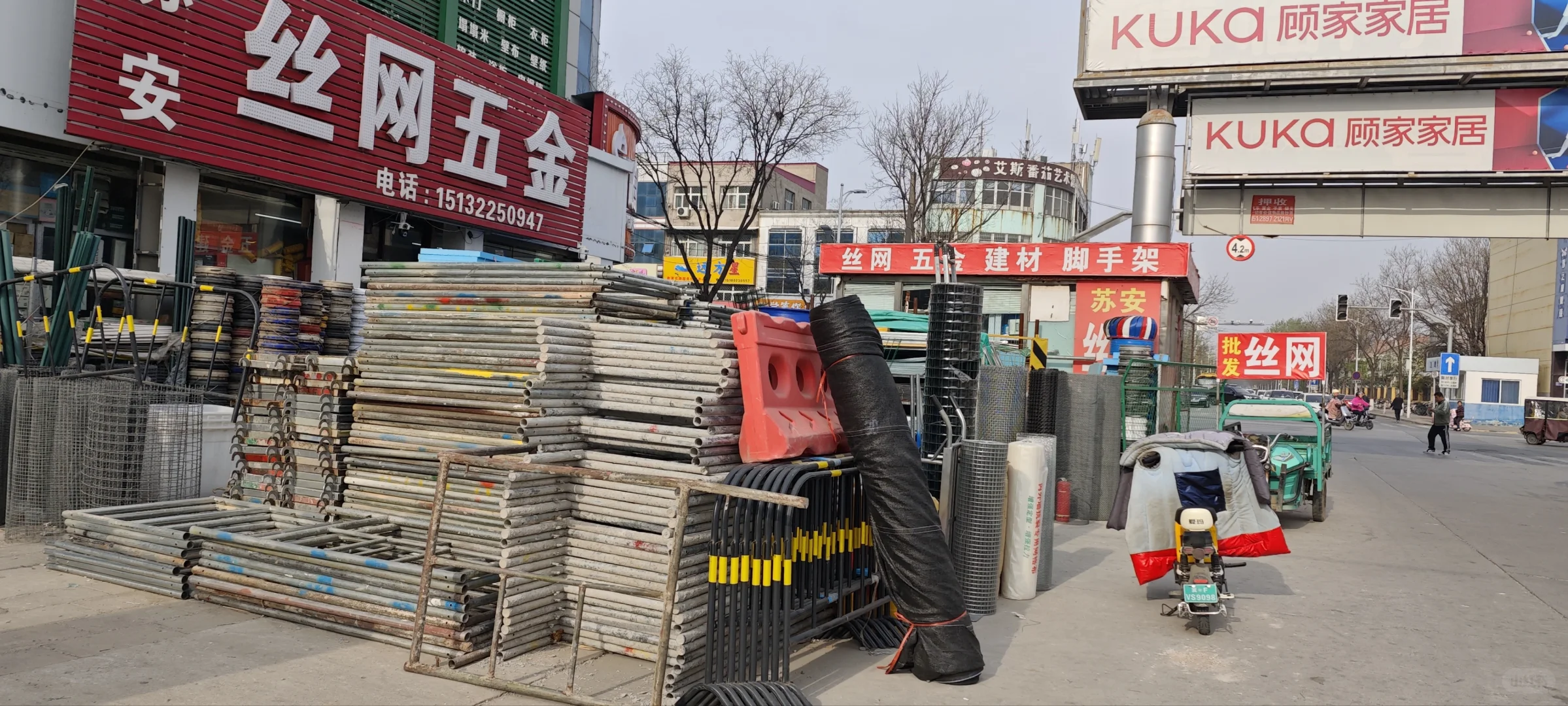 大吴建材市场管理乱，影响大