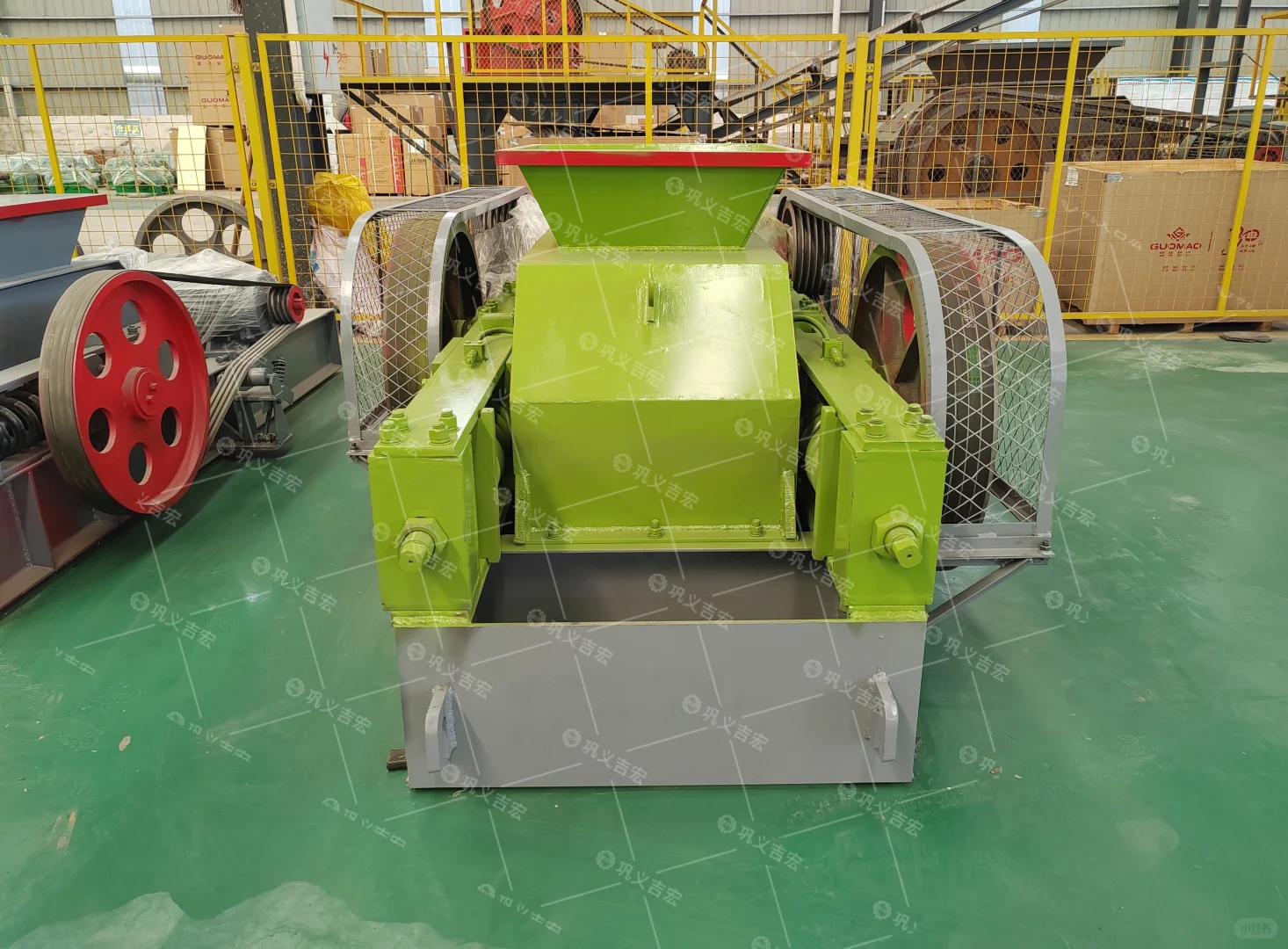 双齿辊破碎机的卓越应用与维护指南