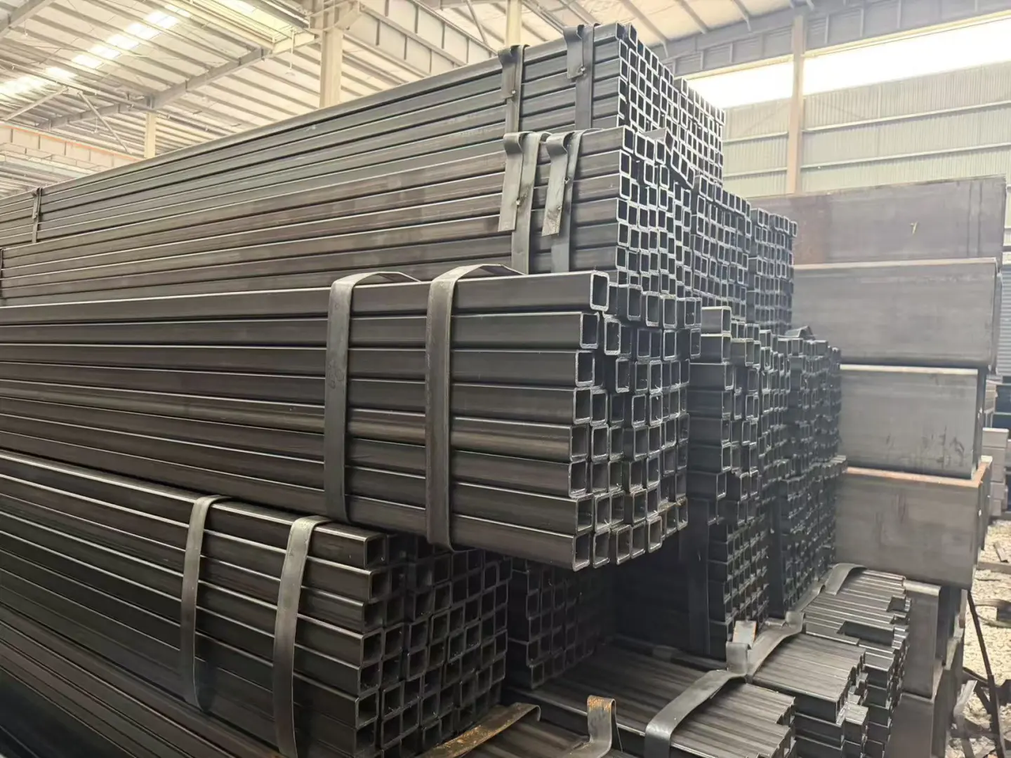 重生之我在成都做钢材批发商