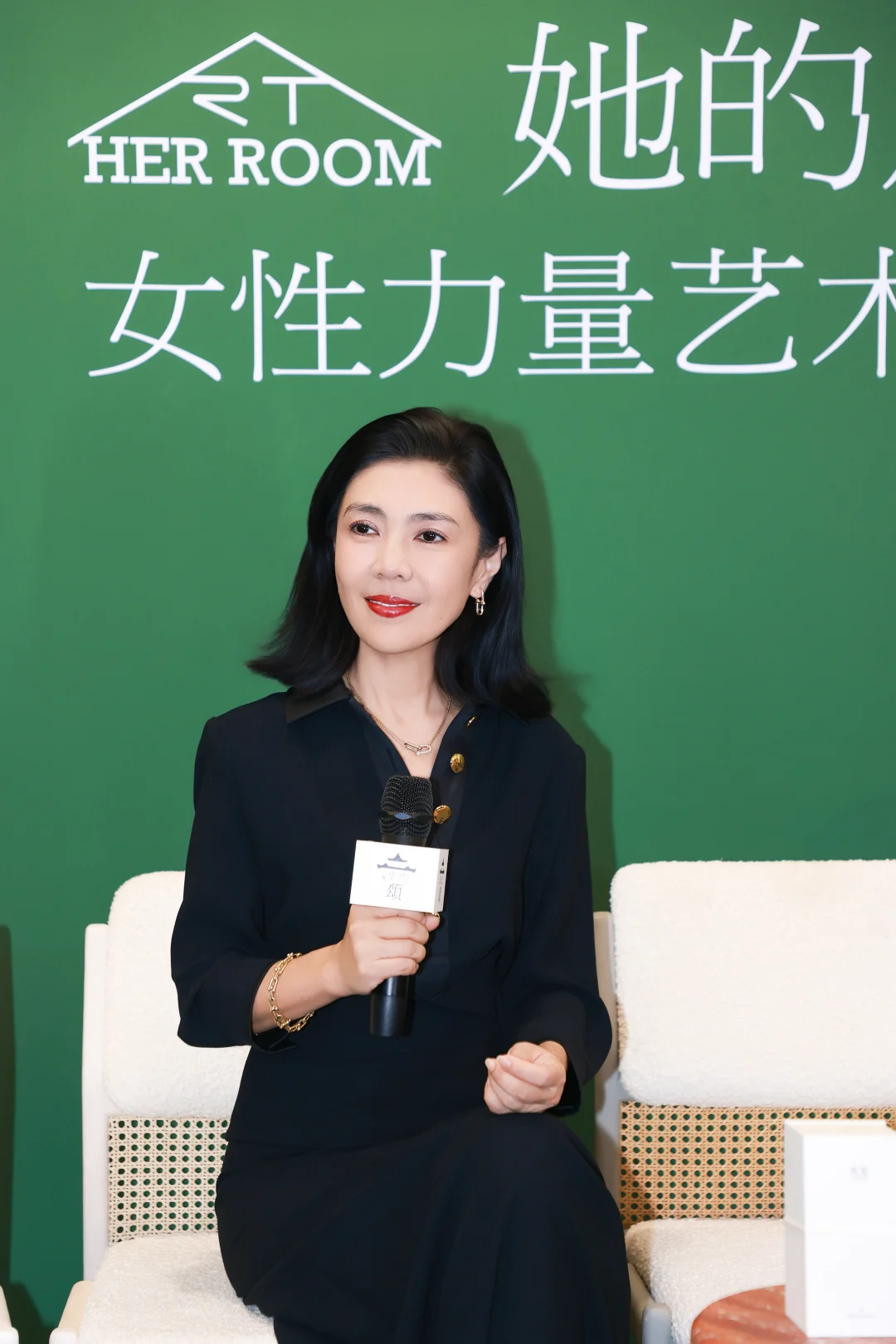 愿更多艺术中的女性力量被看见!