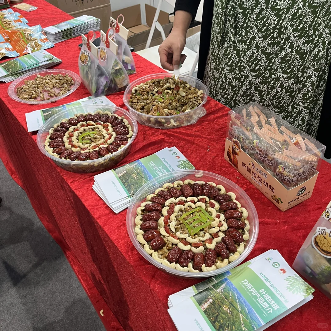 都去找这个姐姐！超热情！便宜实惠！