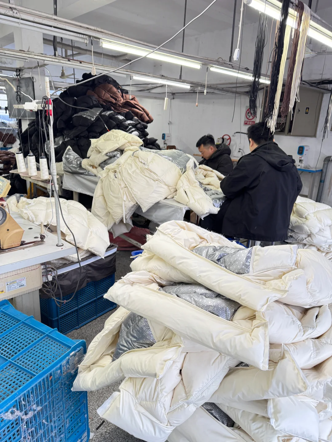 平湖找羽绒服源头工厂，这家一定要去