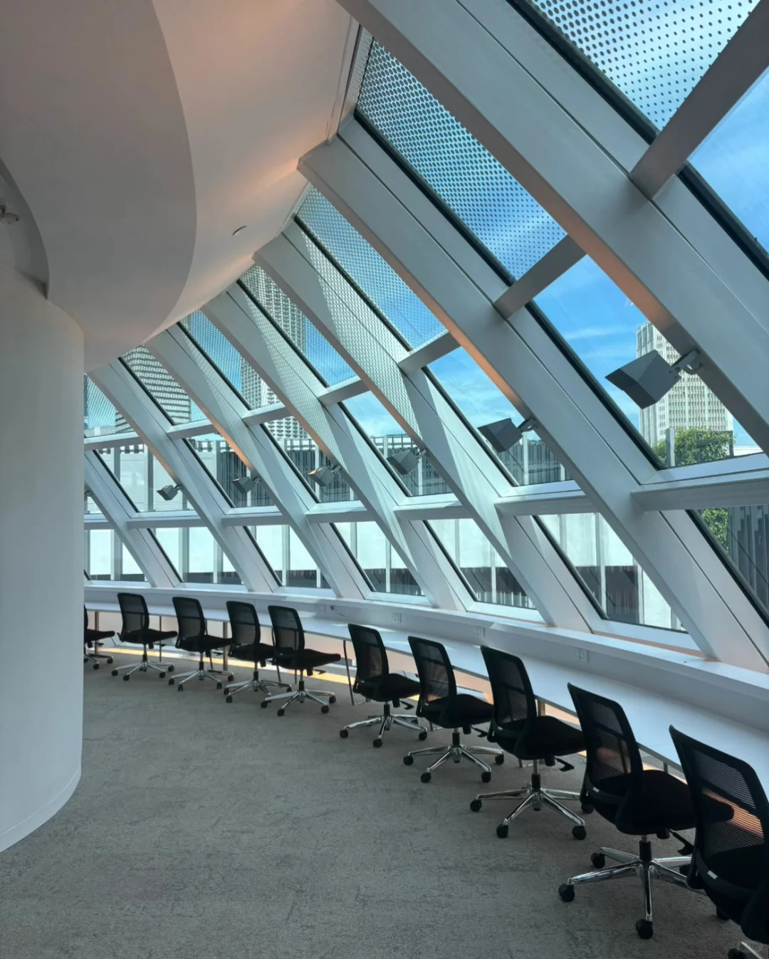 SMU狮城讲堂|超美图书馆