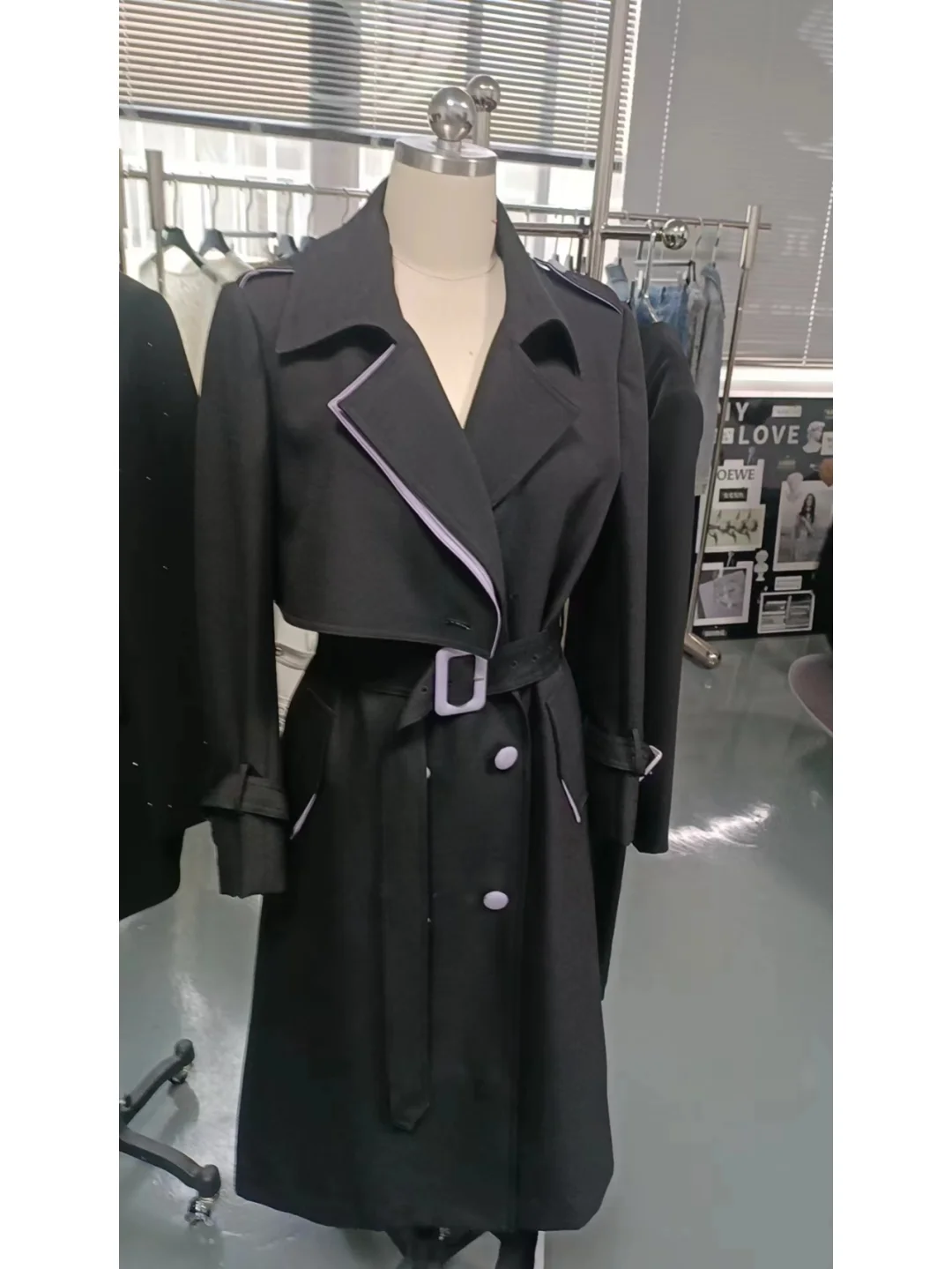 深圳服装厂专注高定服装20年