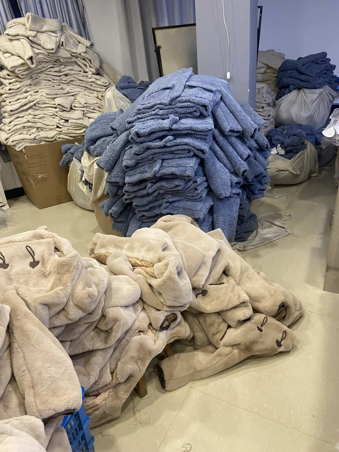 要做自己的小品牌，要双面呢、皮草工厂看过来