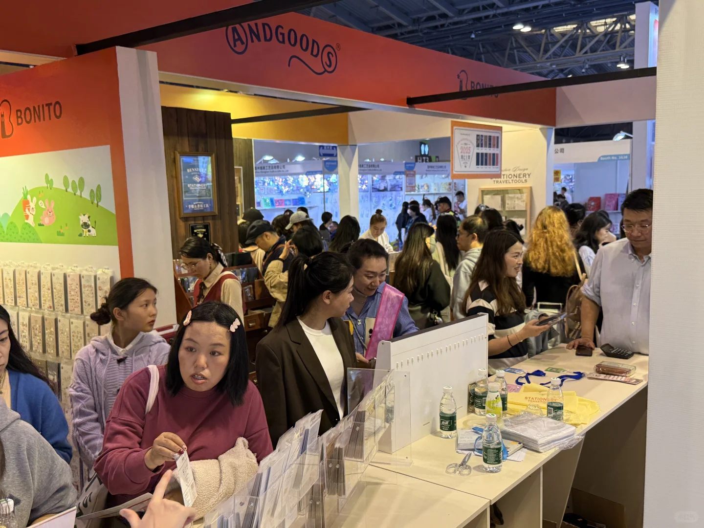 上海中国国际文具展我们来了！新品现场销售