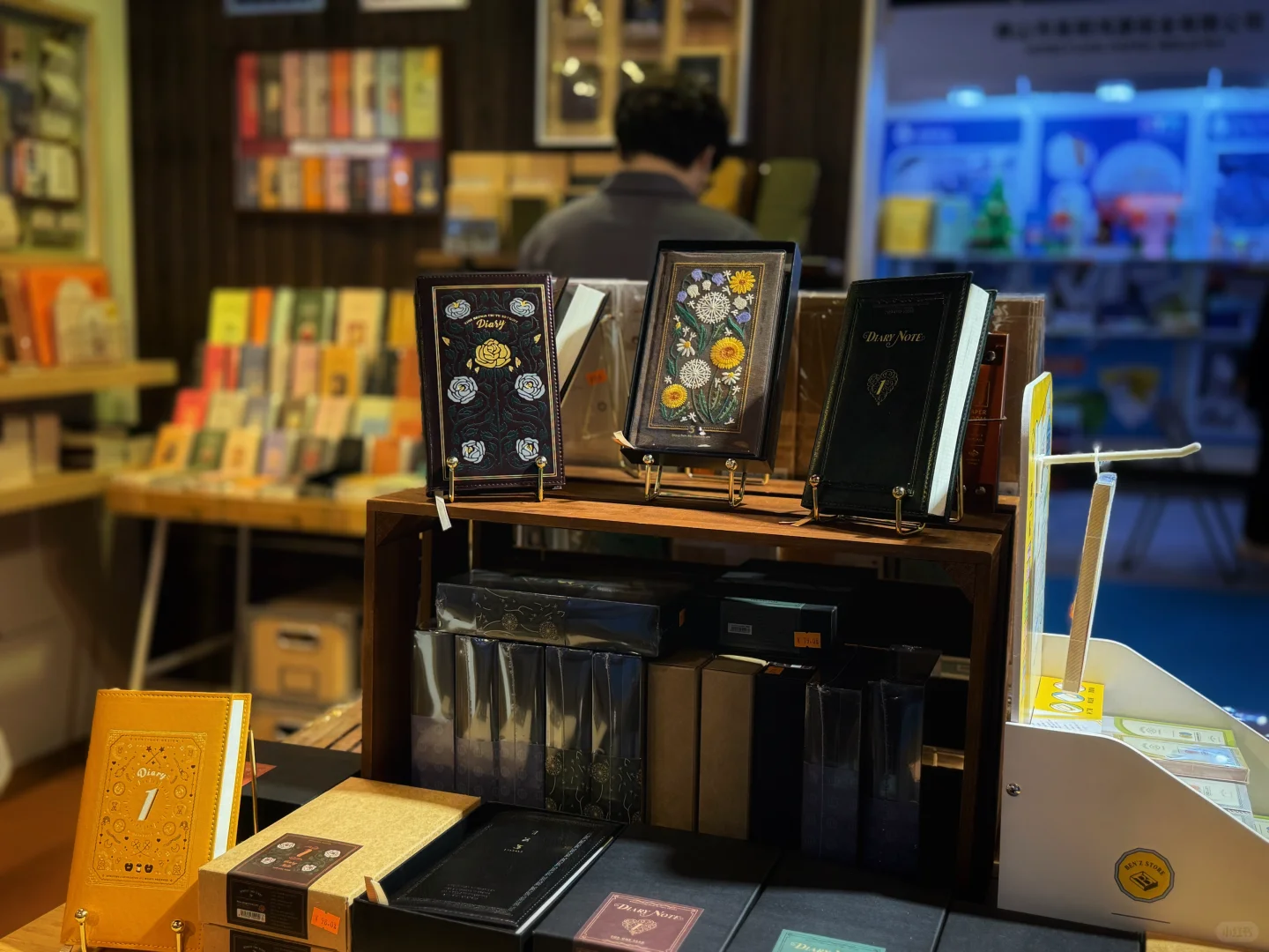 上海中国国际文具展我们来了！新品现场销售