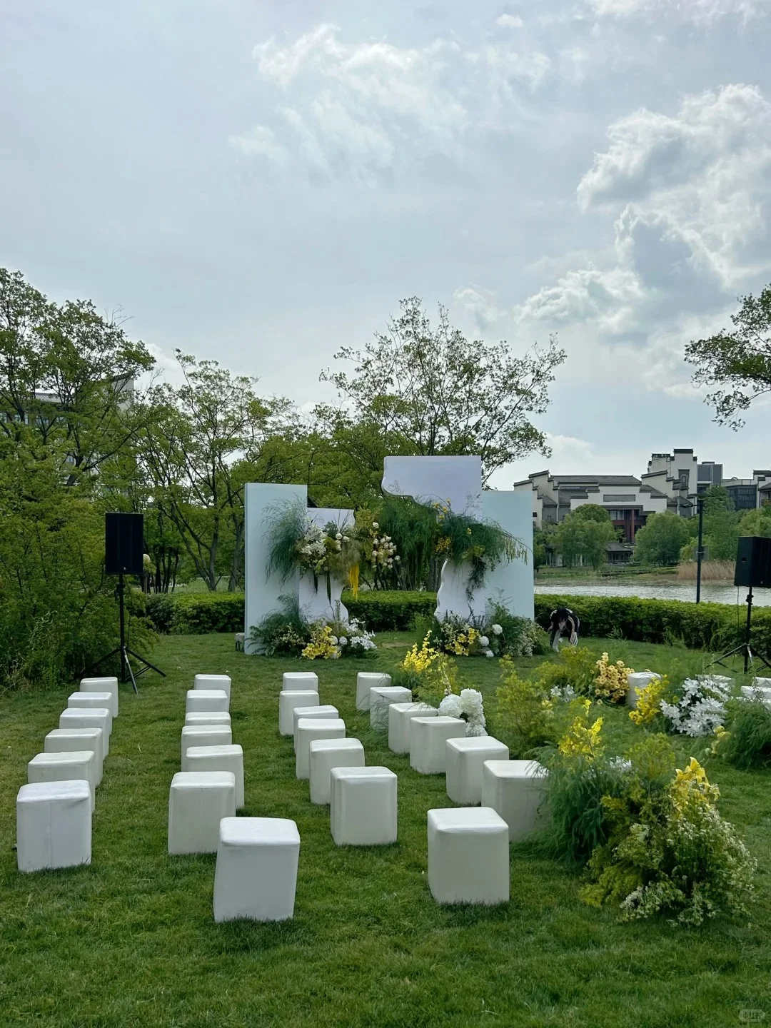 草坪婚礼布置|户外果蔬婚礼|韩系户外婚礼