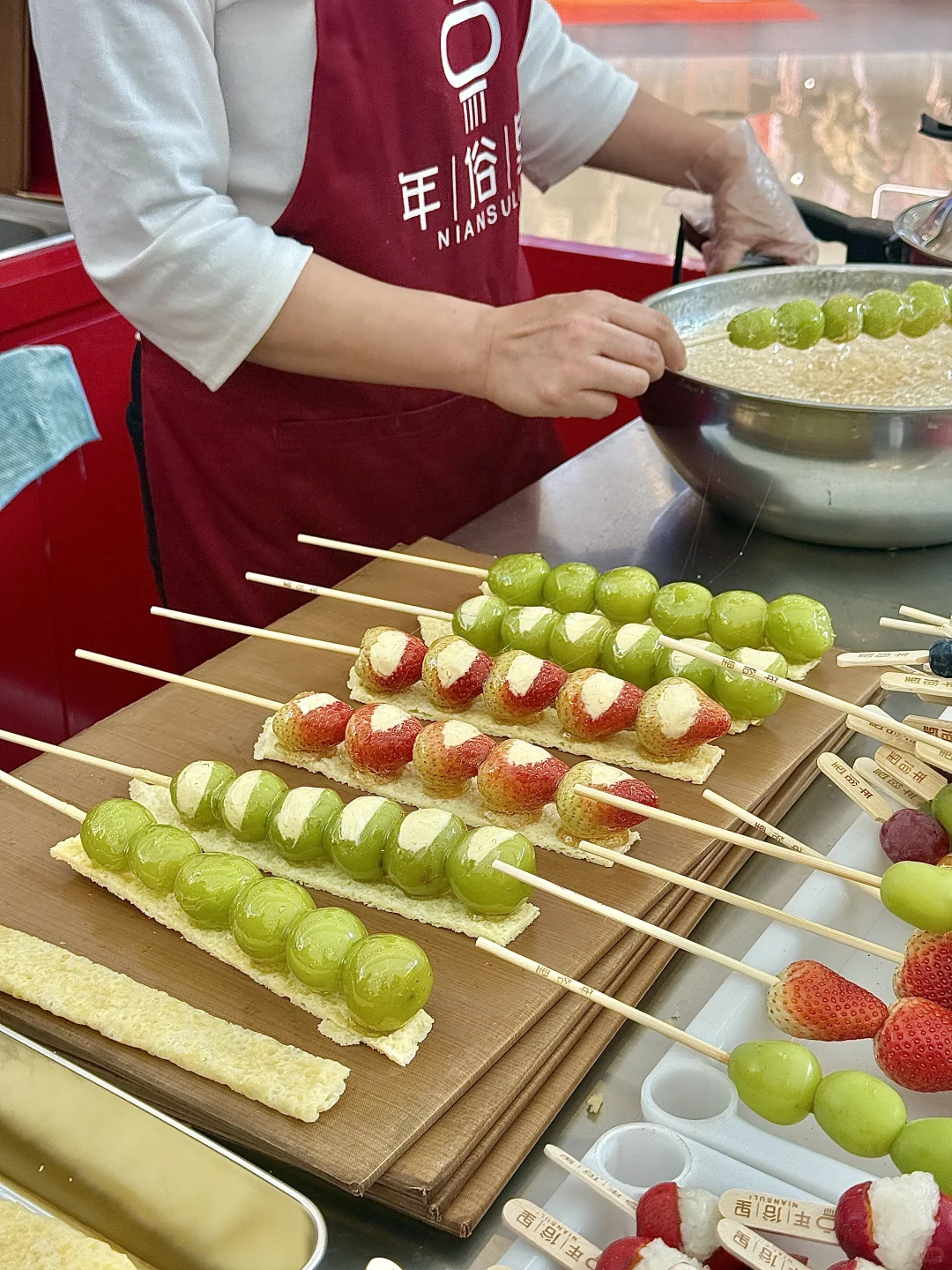 乌鲁木齐 奶皮子糖葫芦！