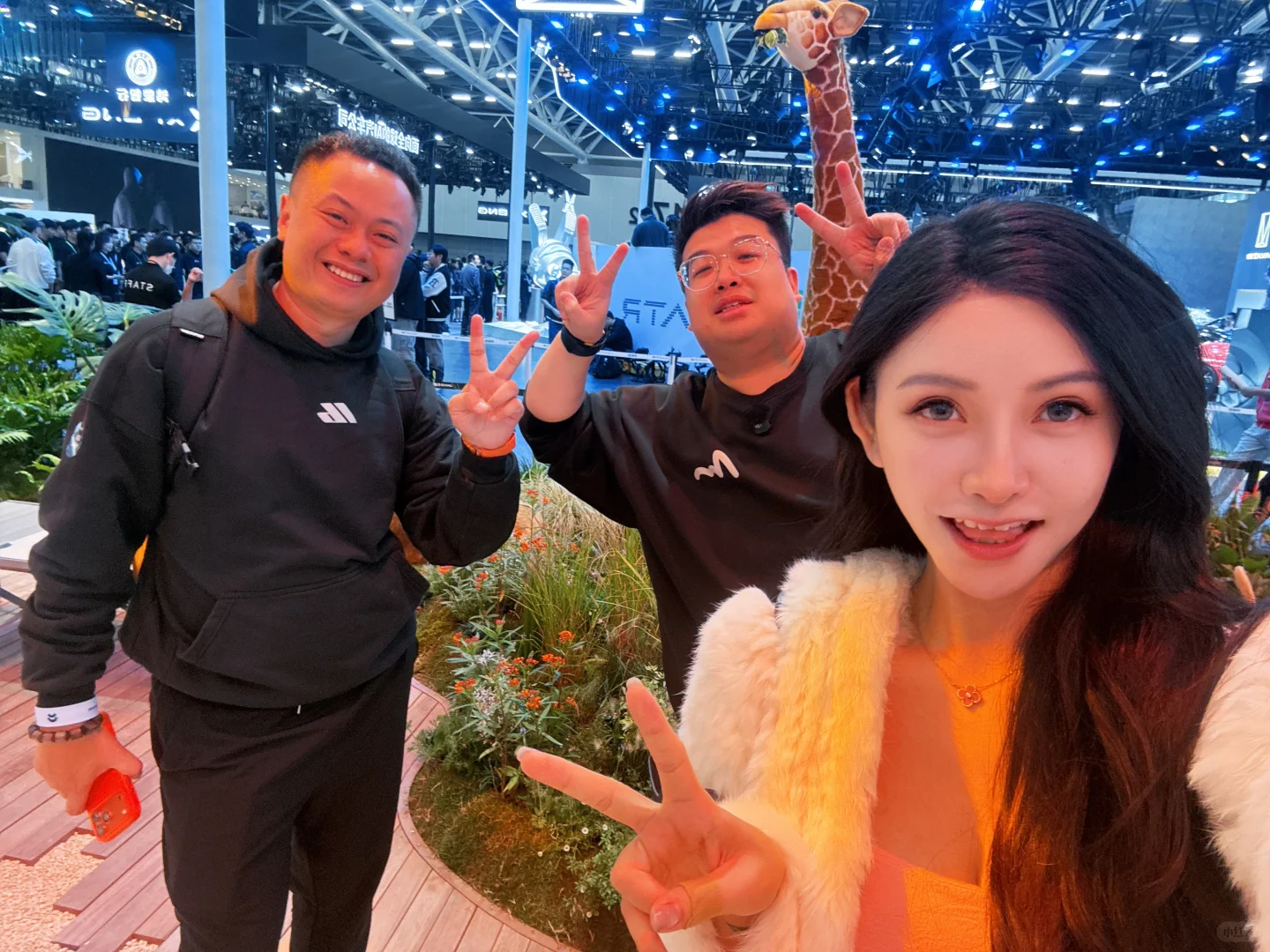 展会太好玩了，古天乐也太帅了！