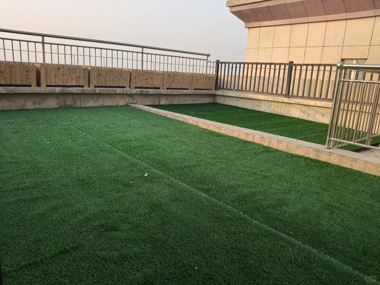 会展顶复带晒台149平总价110万首付15万