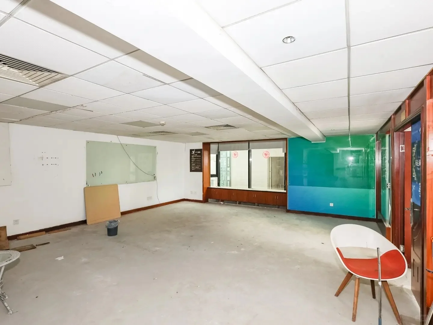 光大会展中心3房，对口求知小学！单价3万多