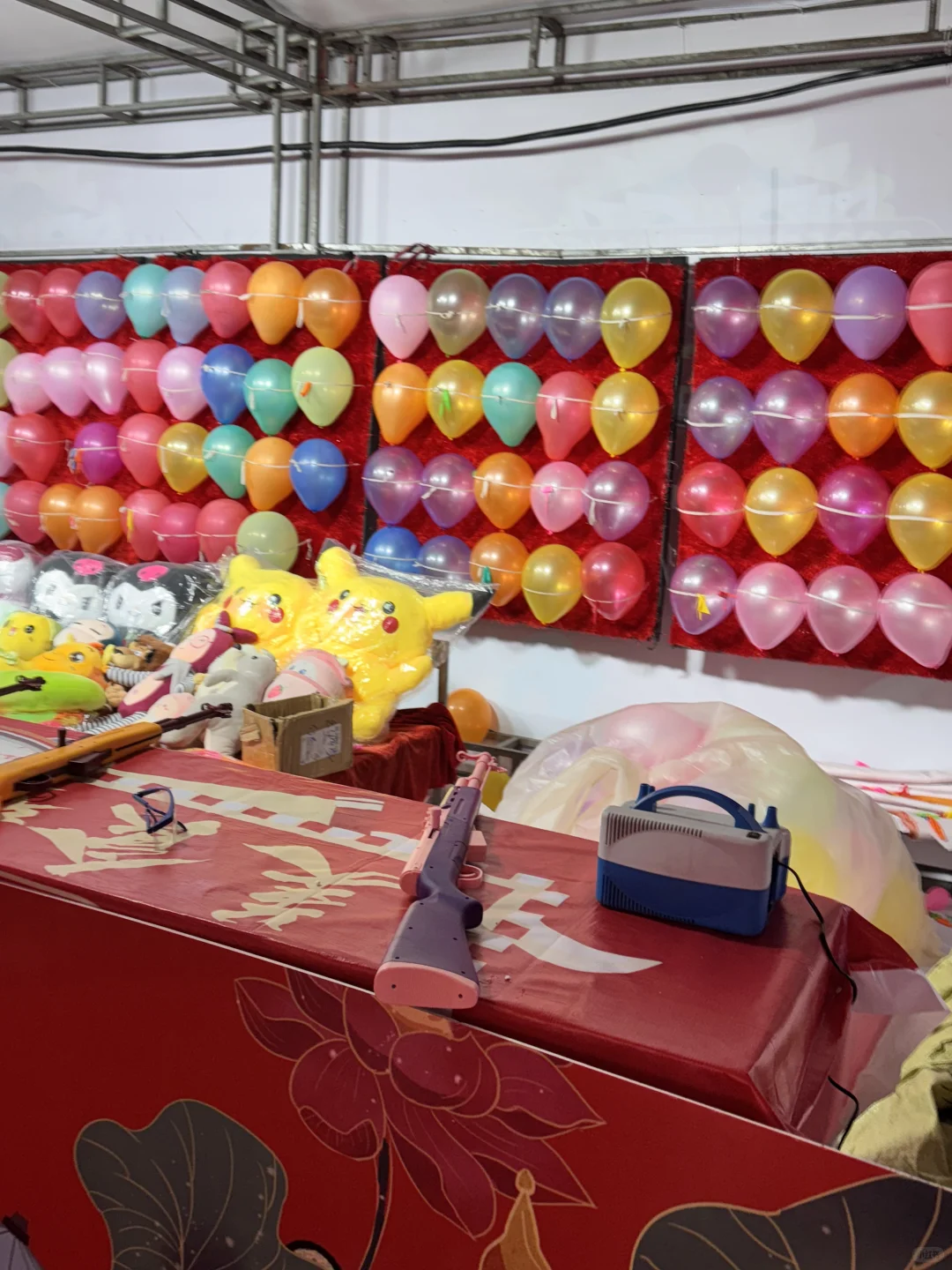 明天正式开张的吉安展销会今晚就把它逛完