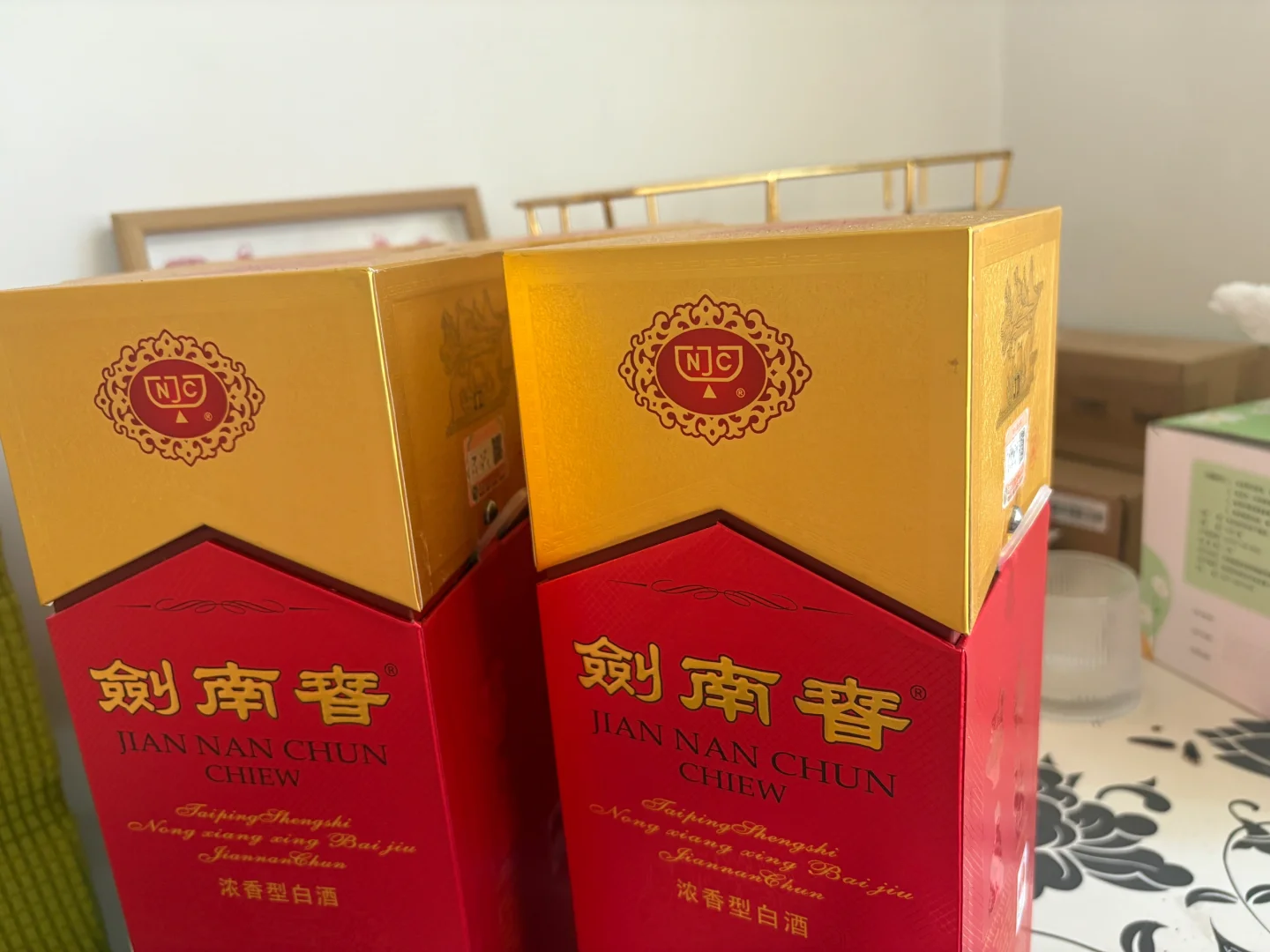 2剑南春水晶剑 52度浓香型白酒 500ml