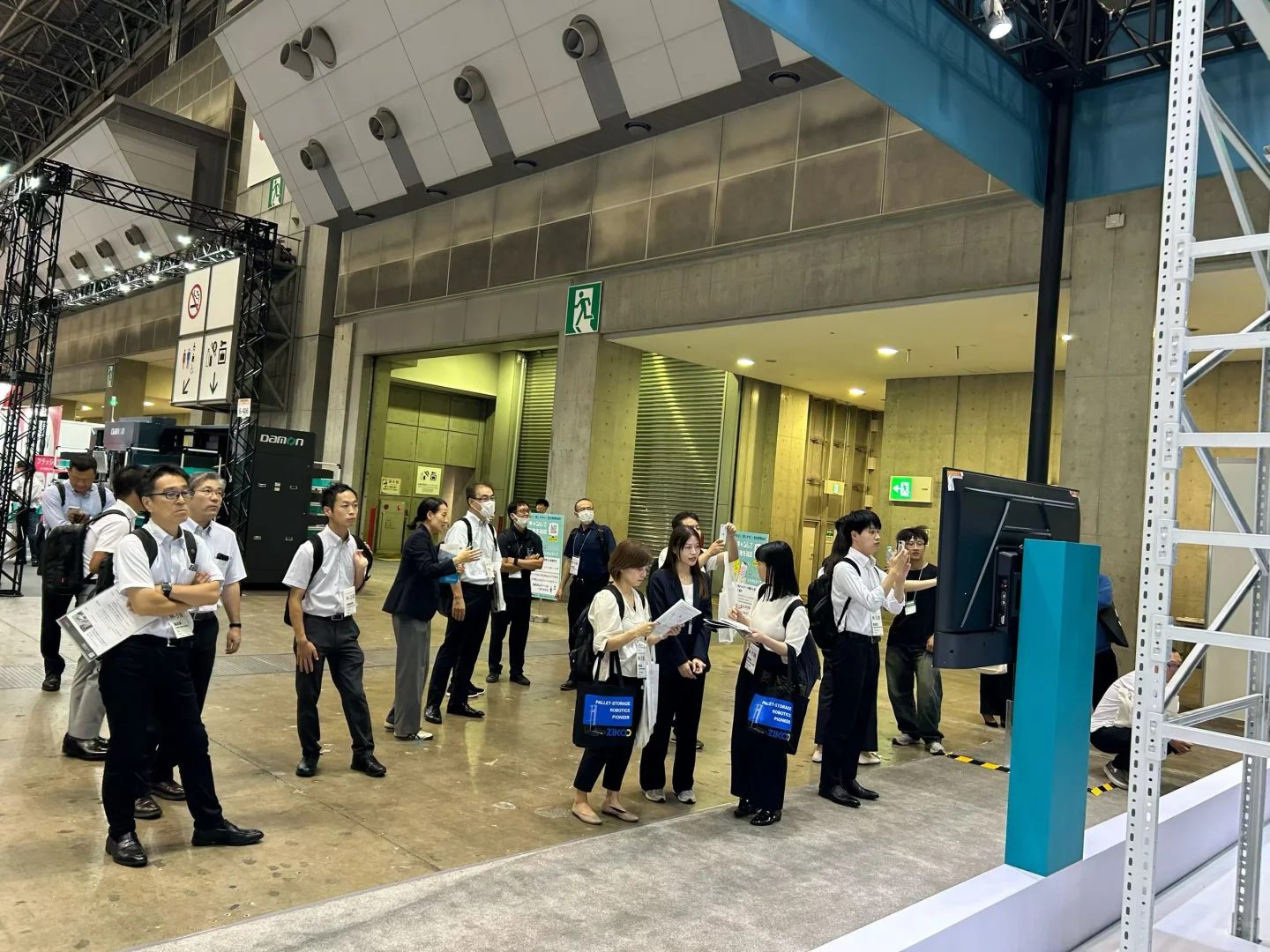 了不起的国际物流展-中日翻译