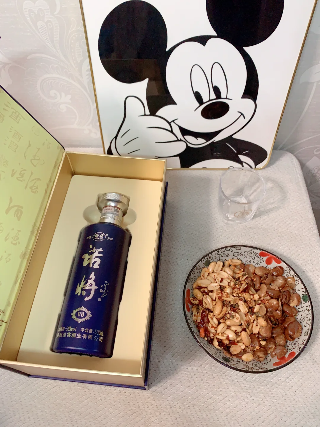 冬日寒风凛冽！他自有暖身神器！