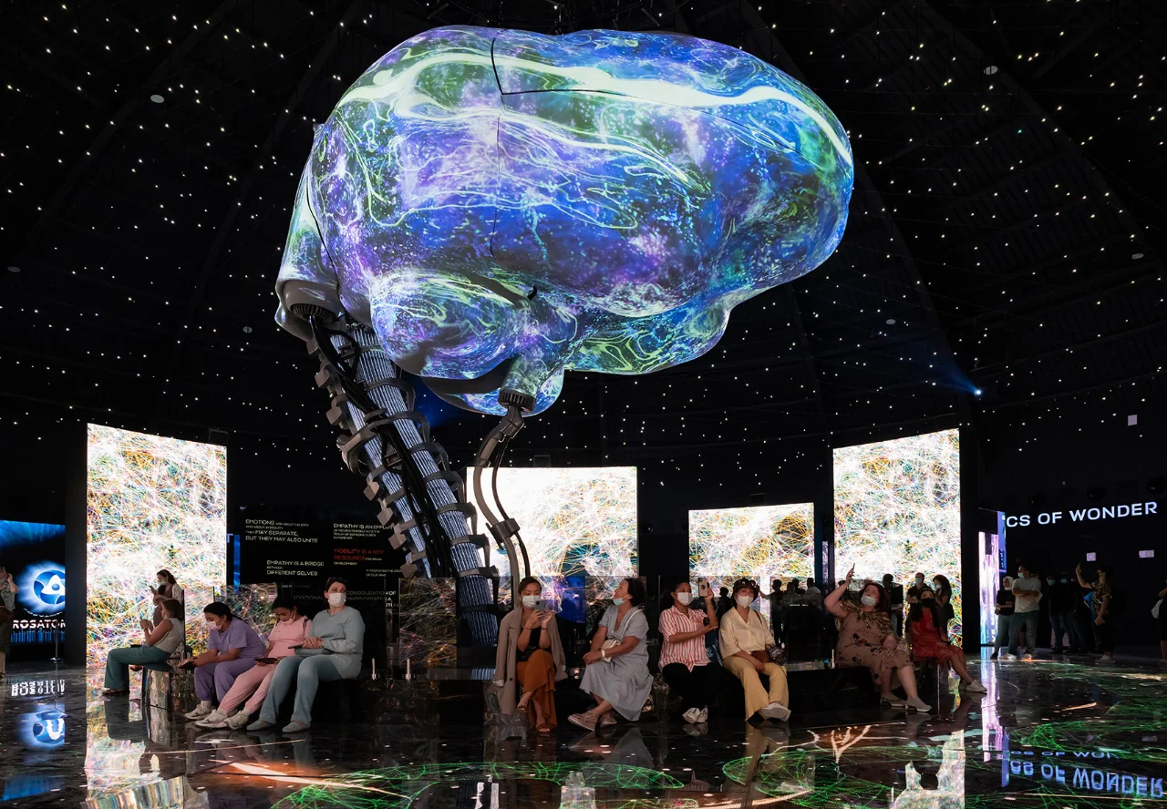 “神奇机械”的沉浸式互动装置｜俄罗斯馆
