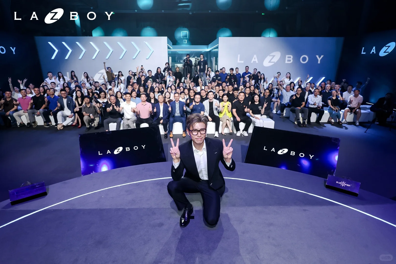 LAZBOY秋季新品发布会Keynote设计