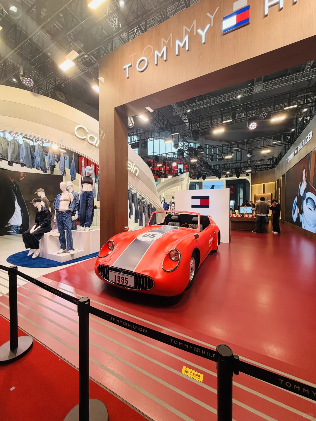 第八次进博会-见到了唐嫣！买了钻石！