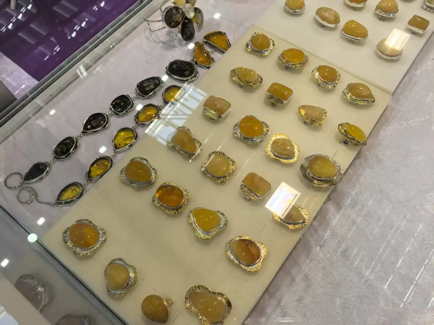 PASCALE深圳国际珠宝场专场特惠，现场砍价