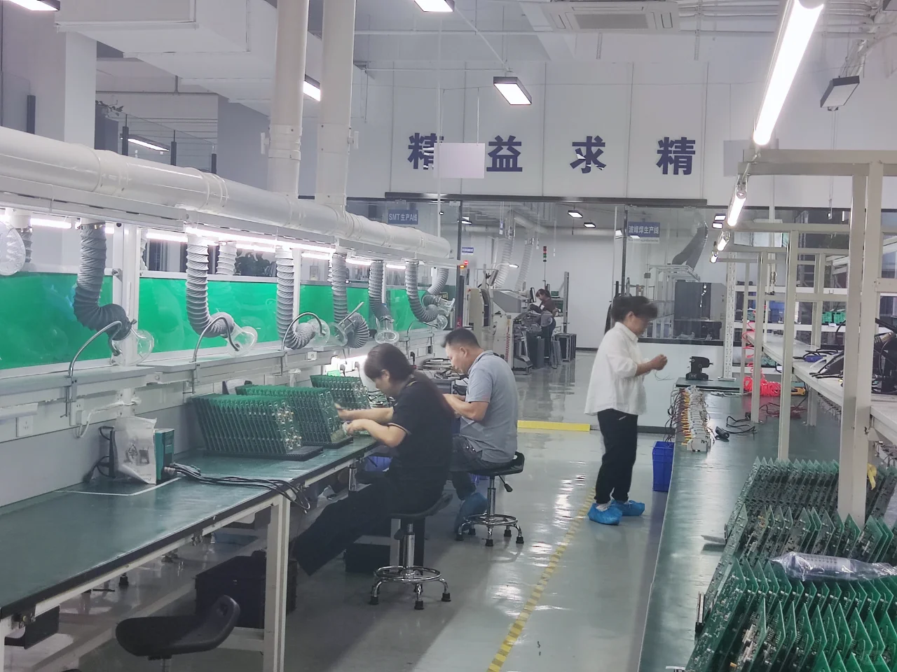 环保设备生产车间，主打一个精益求精！