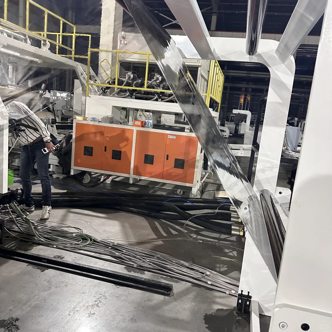 各种塑料挤出生产线