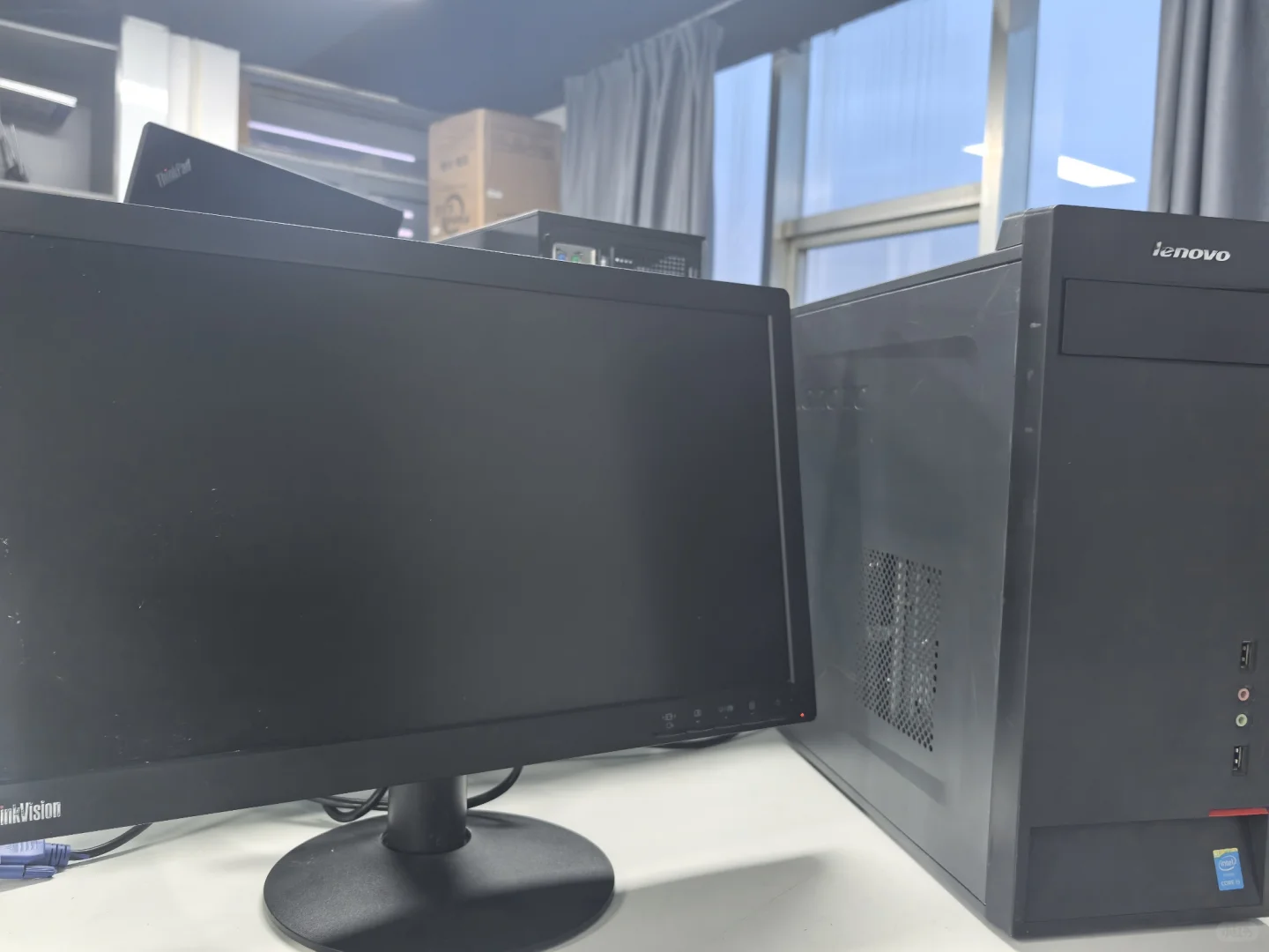 公司规模缩小，办公设备处理