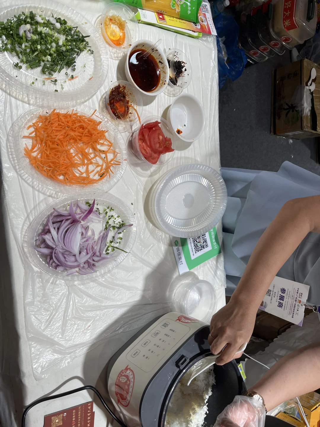 女大勇闯广交会