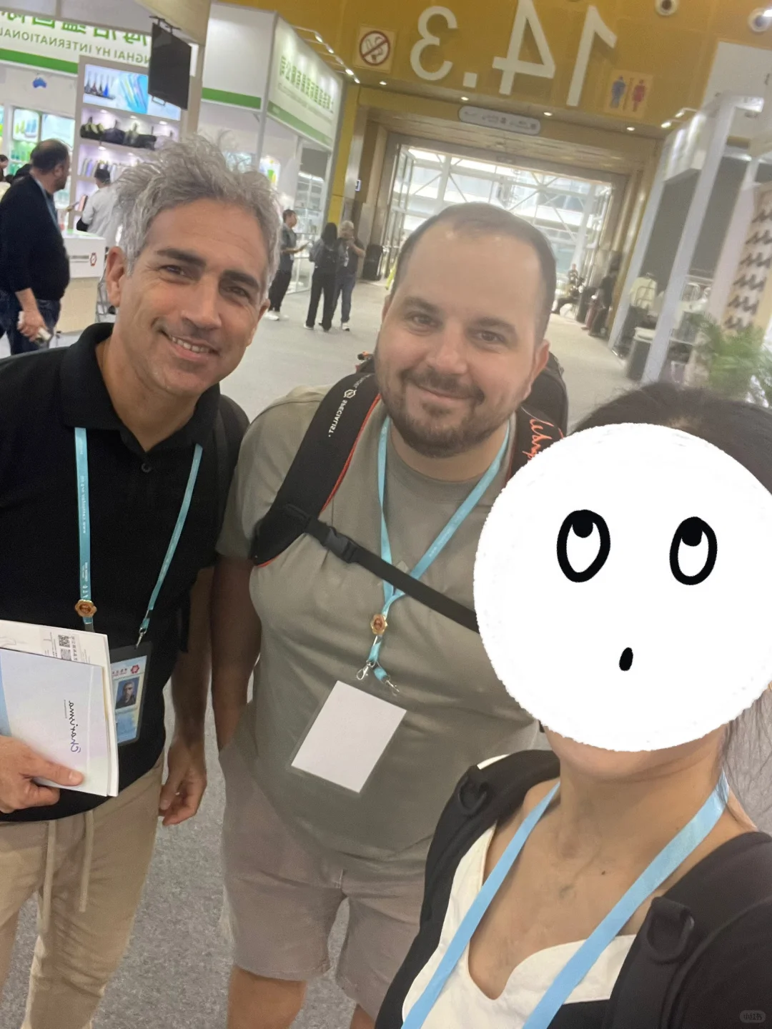 广交会第一天地推 拿到几个大客户