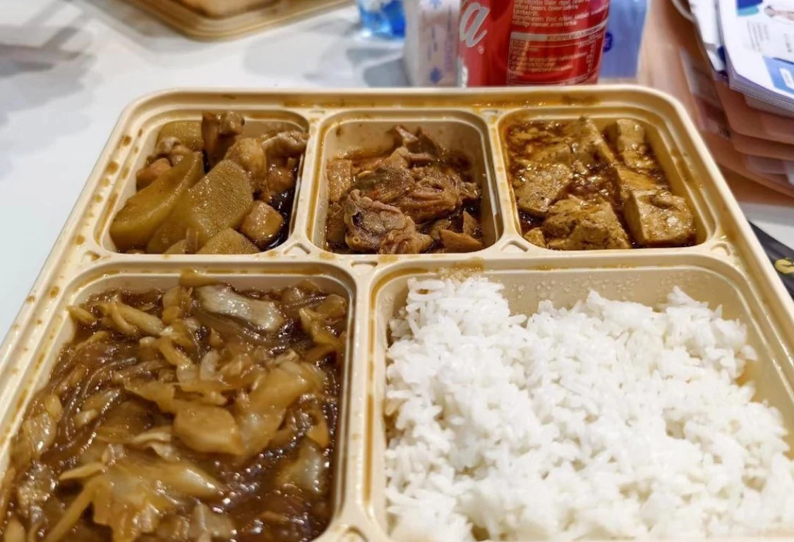 200名中国人在德国参展集体中毒！中餐厅致歉