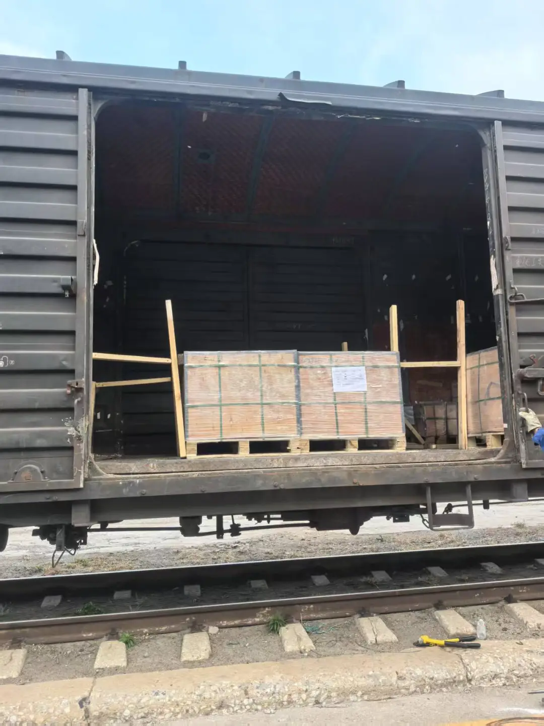 全国铁路车皮持续发货