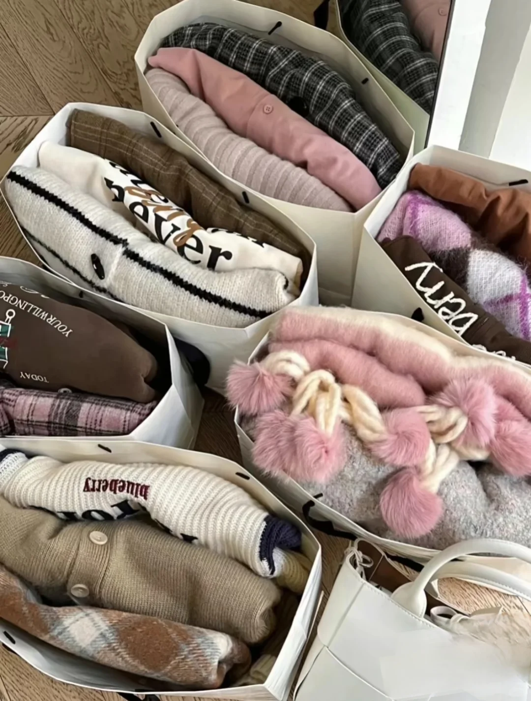 我快急死了，我说旧衣服可以换钱!你们都不