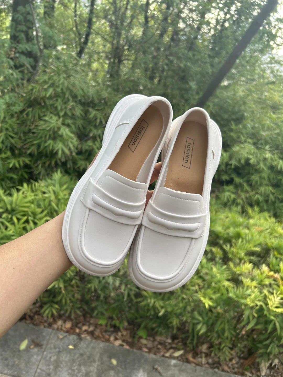 天呐?10来块的厚底单鞋质感不输一百多