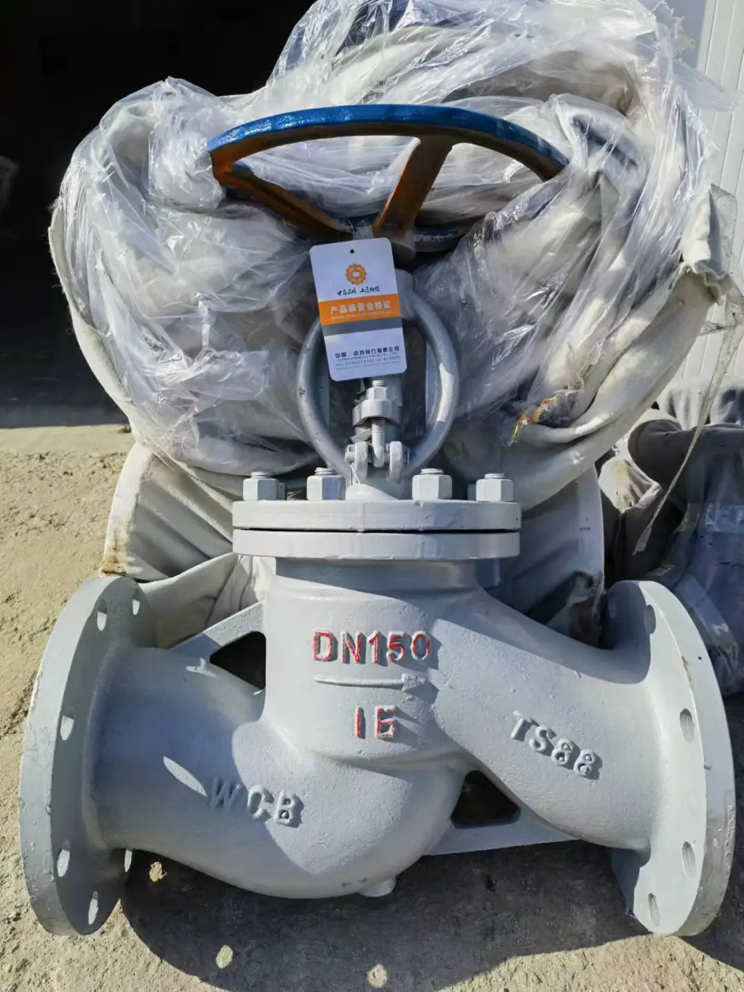 在现代工业控制系统中，化标截止阀发挥着至关重要的作用。它不仅能够满足对流体流量的精确控制，还能够实现远程控制和自动化操作，提高了生产效率和安全性。随着科技的不断进步，化标截止阀的功能和性能也在不断提升