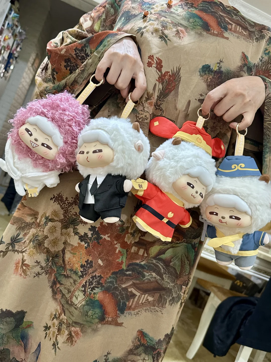 懒羊羊换装毛绒盲盒重量攻略财神霸总懒羊羊