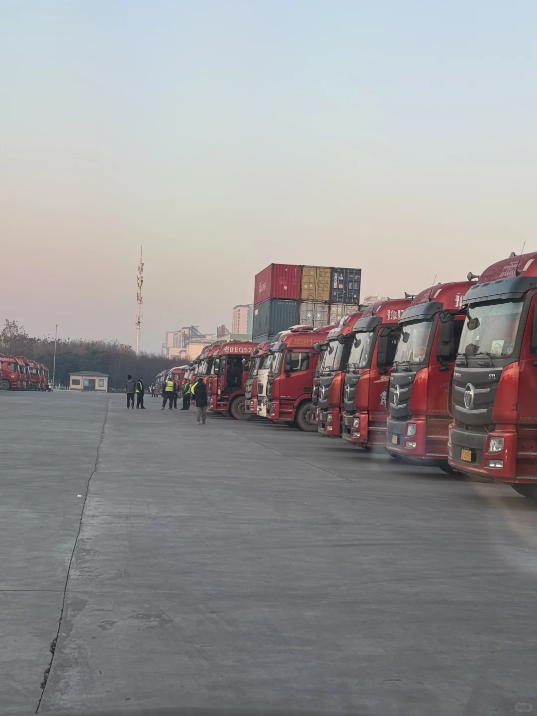 运输我们是专业的！！！自有车队