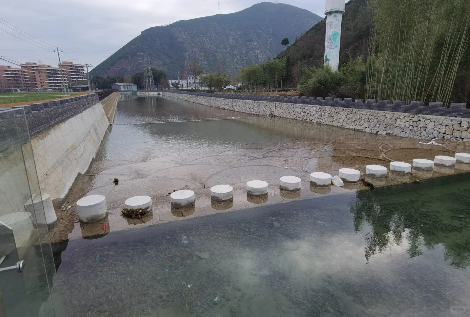 如何开发农村旅游资源？