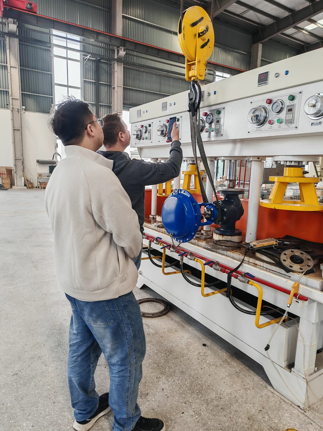 土耳其客户现场见证气动调节阀品质