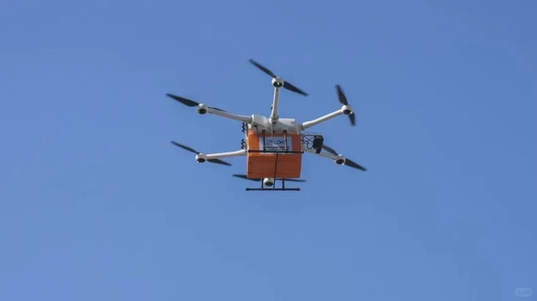 江苏徐州市首条医疗物资无人机配送航线首飞