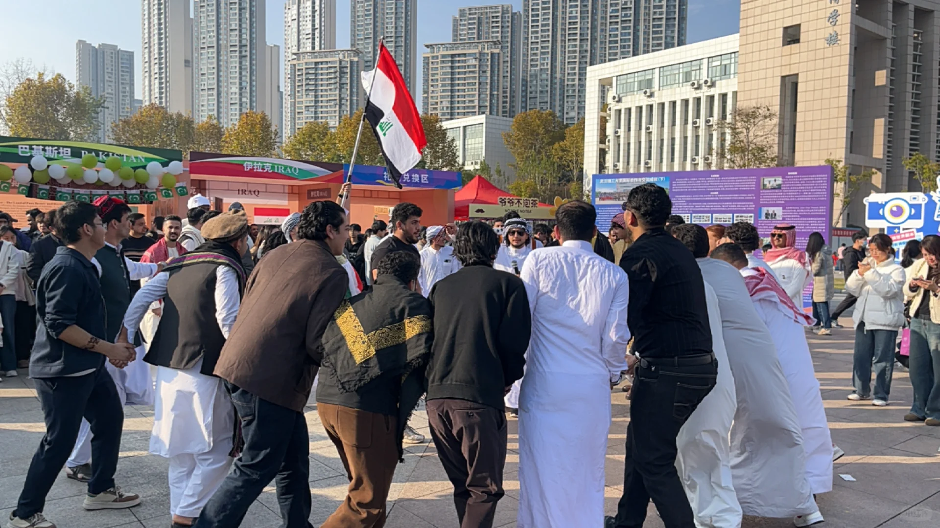 武汉理工·国际文化节