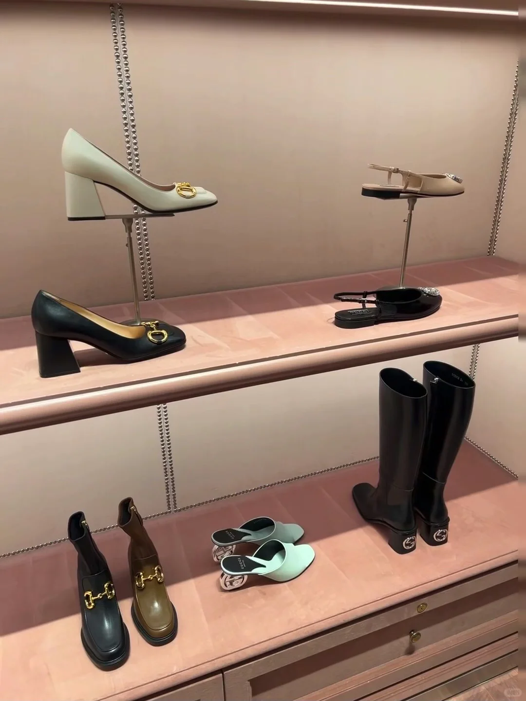 Gucci年末这都跌疯了！?